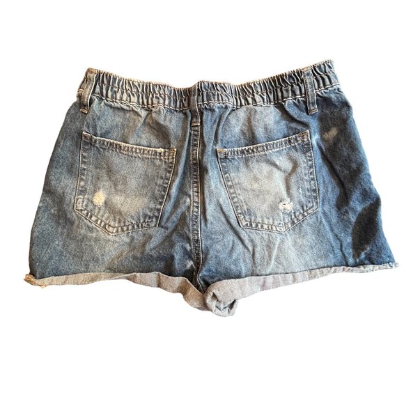 Vanilla Star Junior Jean Shorts Mid Rise Distressed Size 9 Waist 30 - Picture 2 of 8